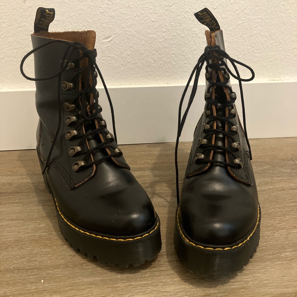 Black Lace-Up Platform Combat Boots - Classic Style